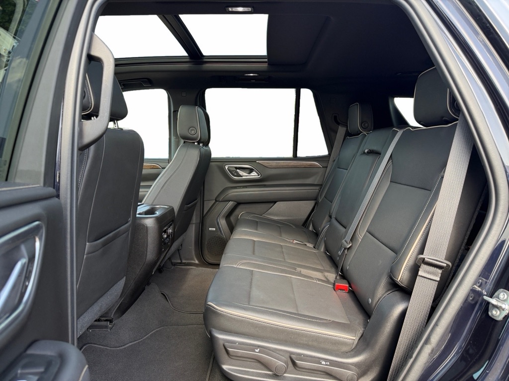 Photo 12 of this CHEVROLET TAHOE