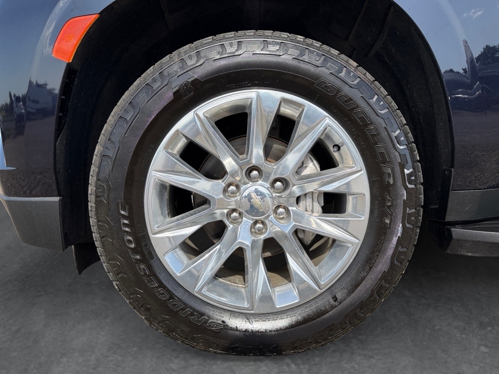 Photo 44 of this CHEVROLET TAHOE