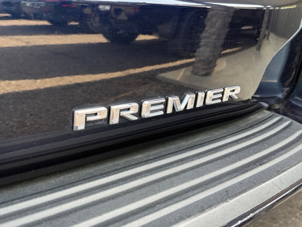 Photo 42 of this CHEVROLET TAHOE