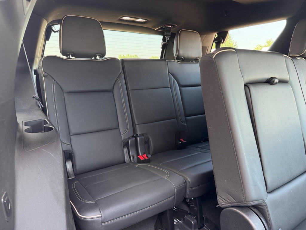 Photo 15 of this CHEVROLET TAHOE