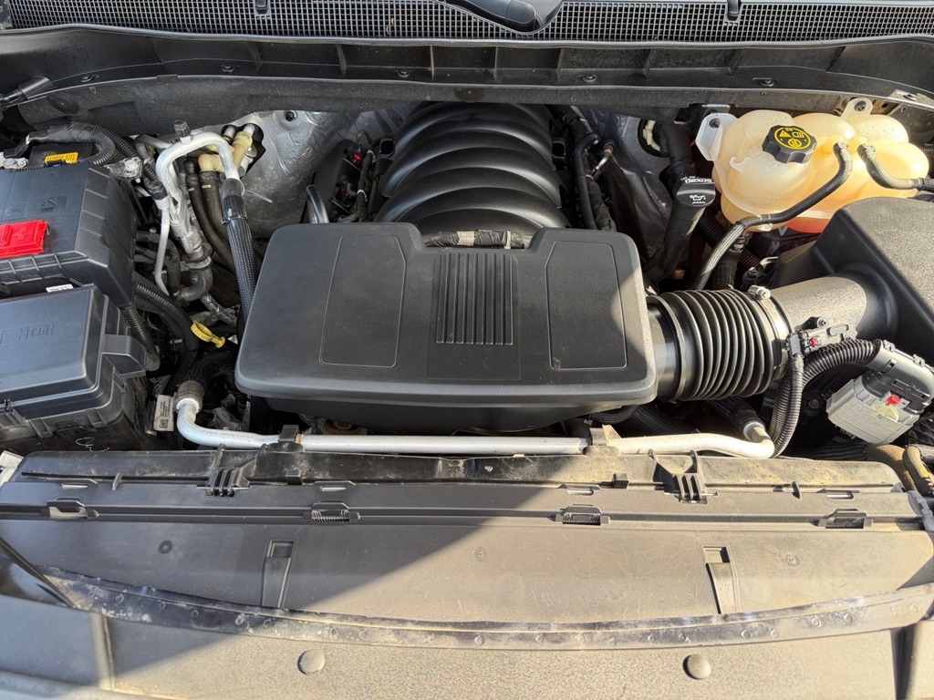 Photo 43 of this CHEVROLET TAHOE