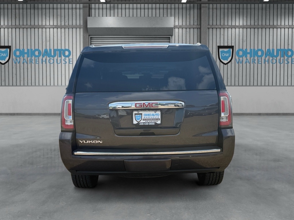 Photo 7 of this GMC YUKON