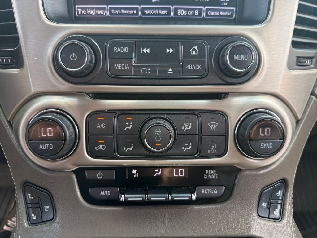 Photo 27 of this GMC YUKON
