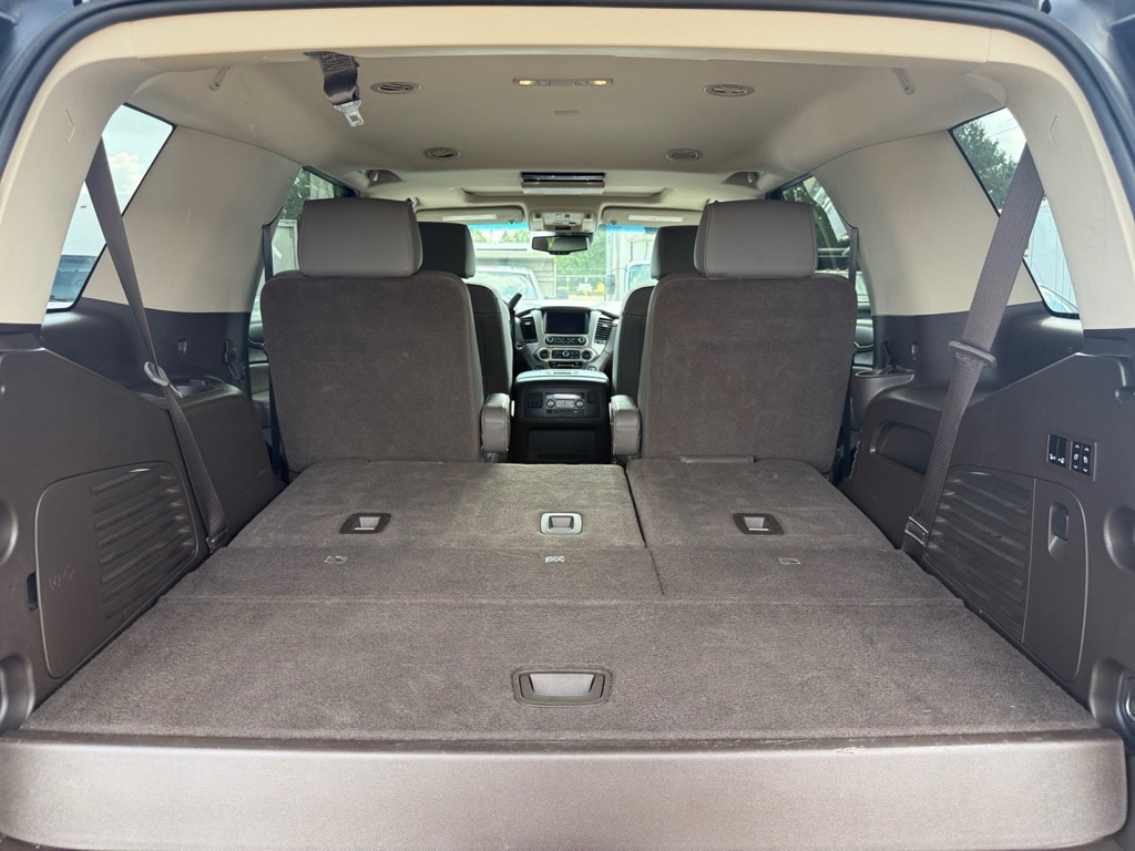 Photo 20 of this GMC YUKON