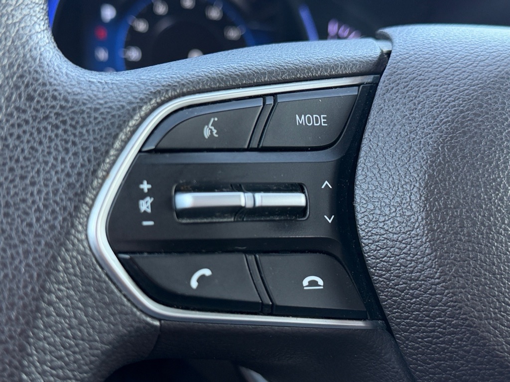 Photo 29 of this HYUNDAI SANTA FE