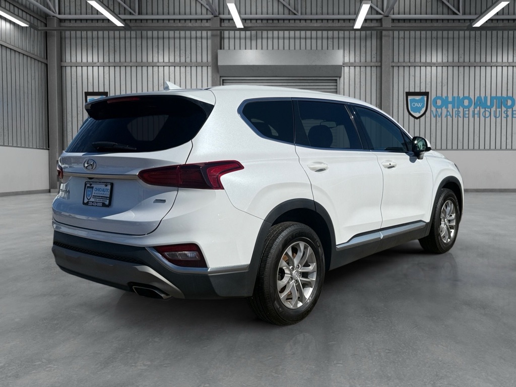 Photo 8 of this HYUNDAI SANTA FE