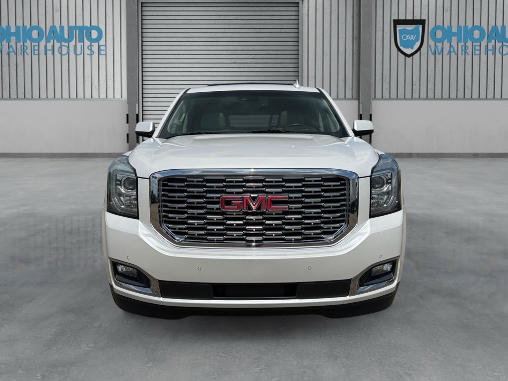 Photo 2 of this GMC YUKON