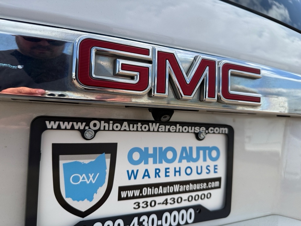 Photo 52 of this GMC YUKON