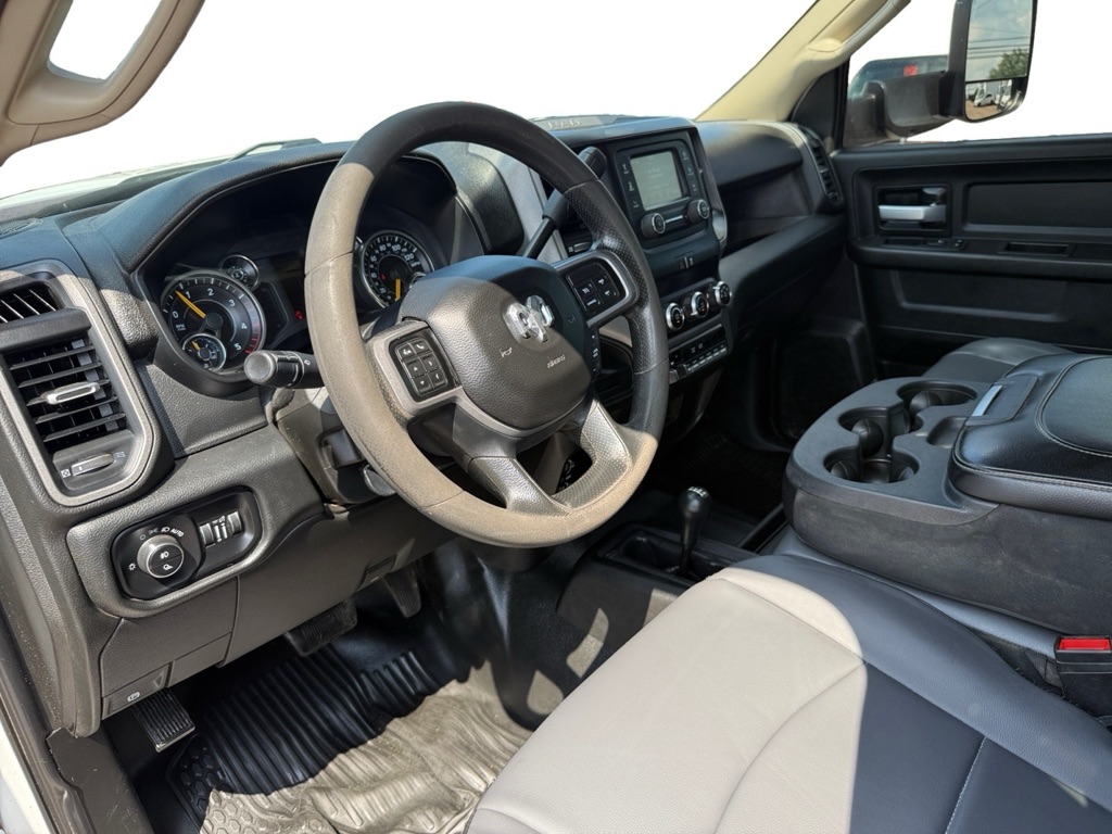 Photo 10 of this RAM 3500