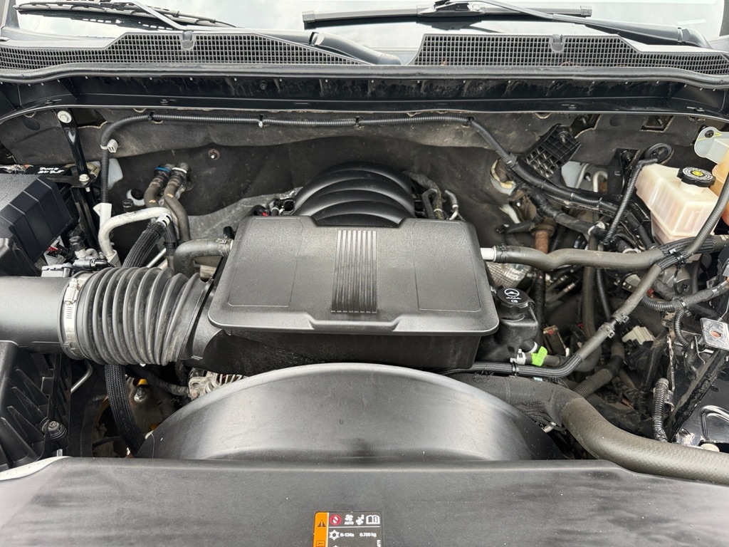 Photo 36 of this CHEVROLET SILVERADO 3500