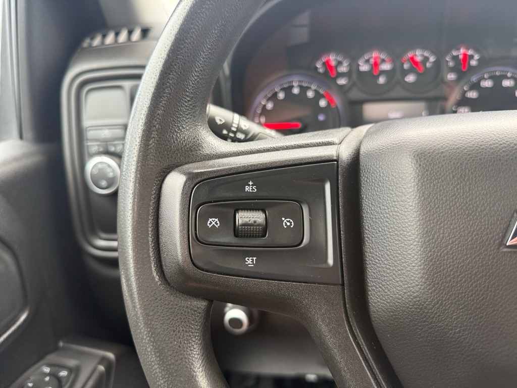Photo 22 of this CHEVROLET SILVERADO 3500