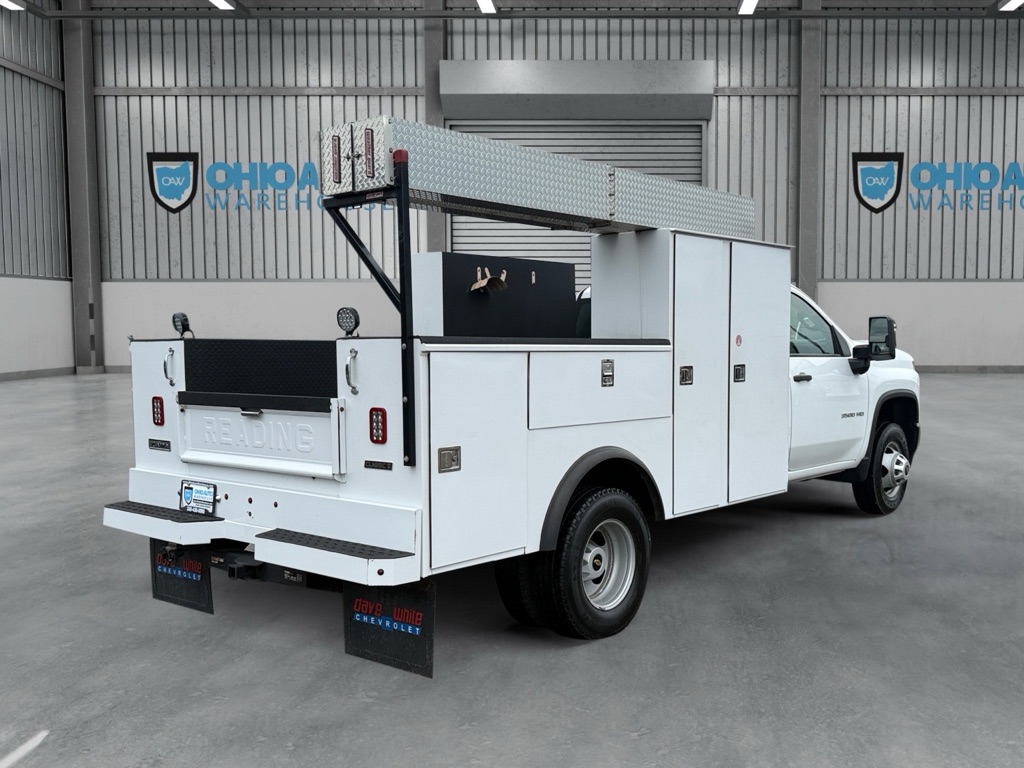 Photo 8 of this CHEVROLET SILVERADO 3500