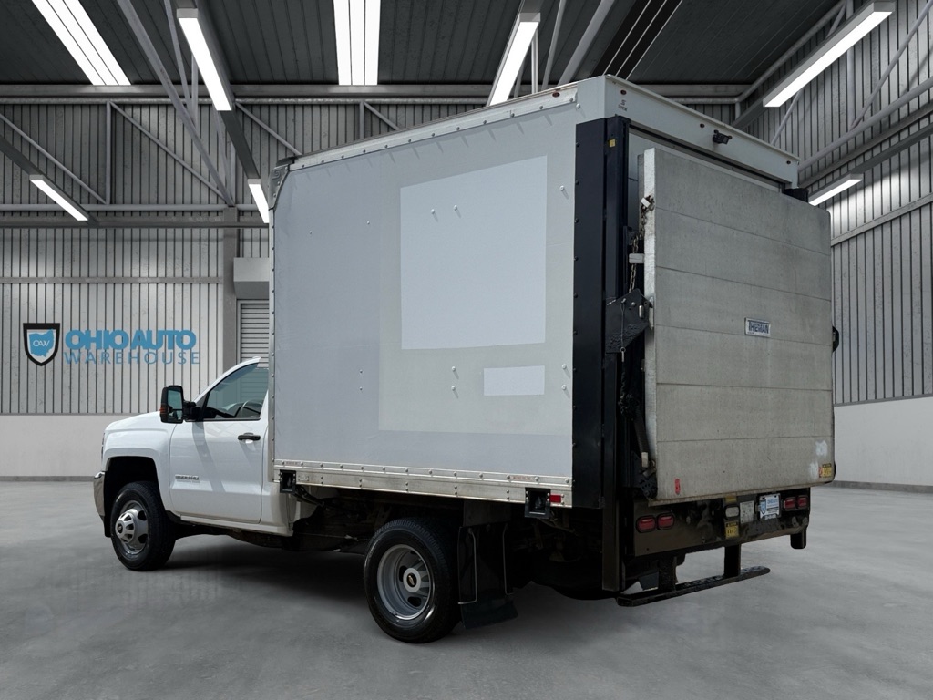Photo 5 of this CHEVROLET SILVERADO 3500