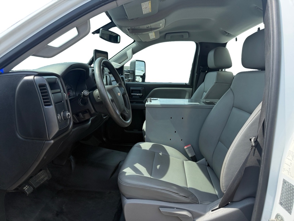 Photo 7 of this CHEVROLET SILVERADO 3500