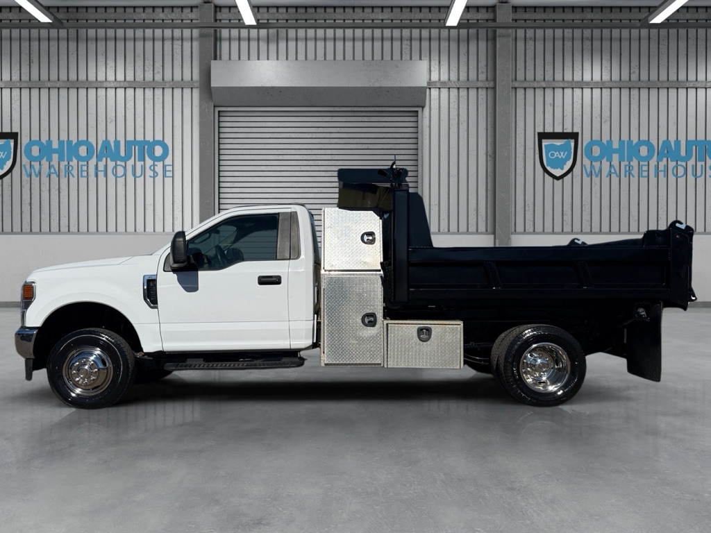 Photo 3 of this FORD F350