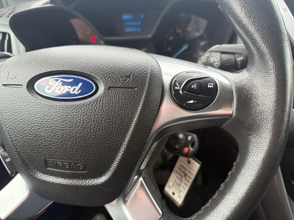 Photo 23 of this FORD TRANSIT CONNECT