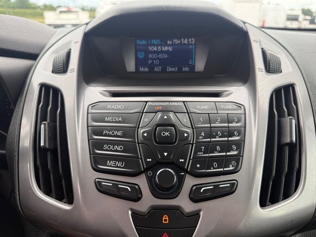 Photo 18 of this FORD TRANSIT CONNECT