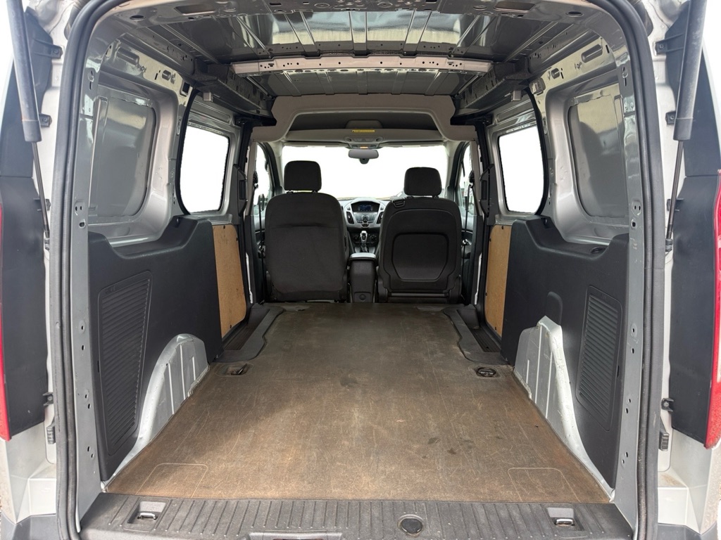Photo 15 of this FORD TRANSIT CONNECT