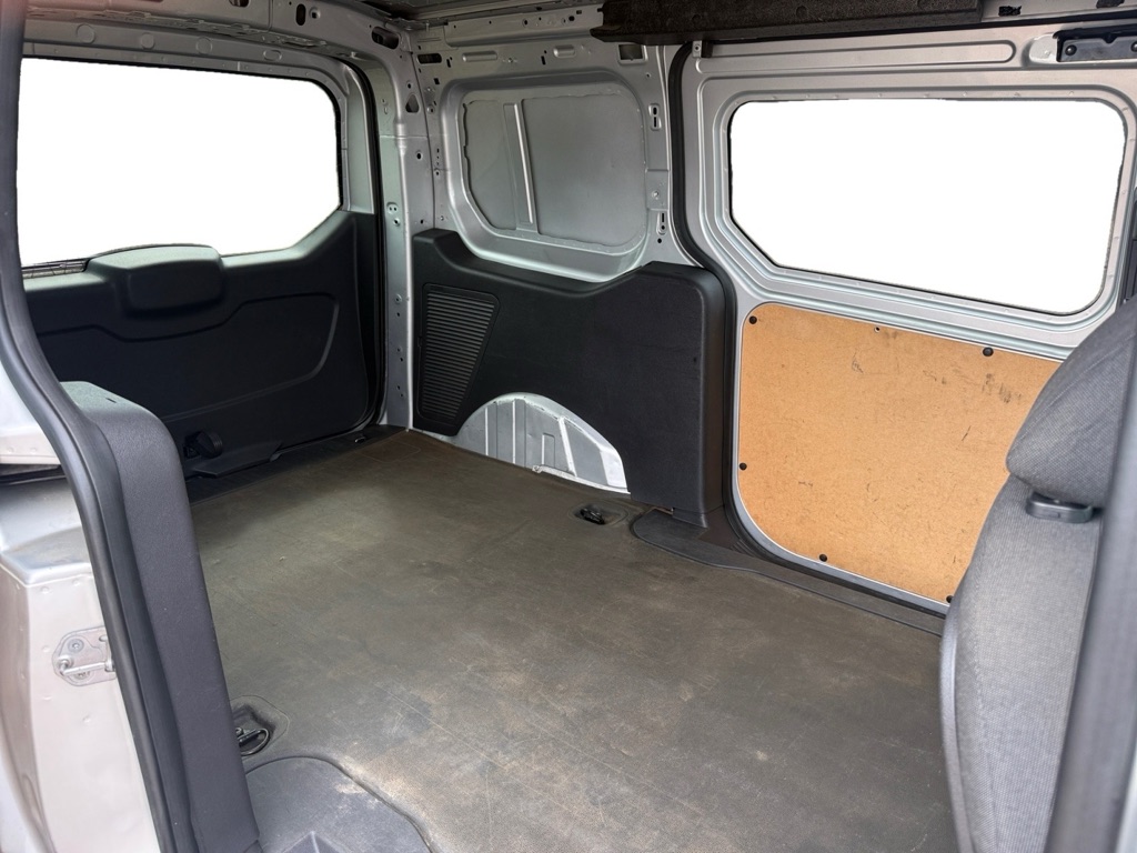 Photo 14 of this FORD TRANSIT CONNECT