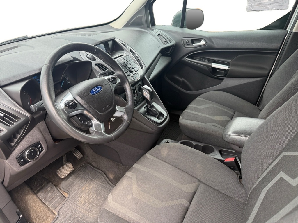 Photo 10 of this FORD TRANSIT CONNECT