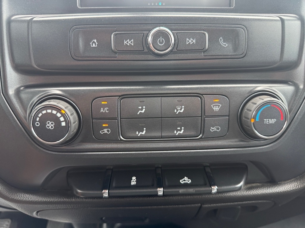 Photo 17 of this CHEVROLET SILVERADO 3500
