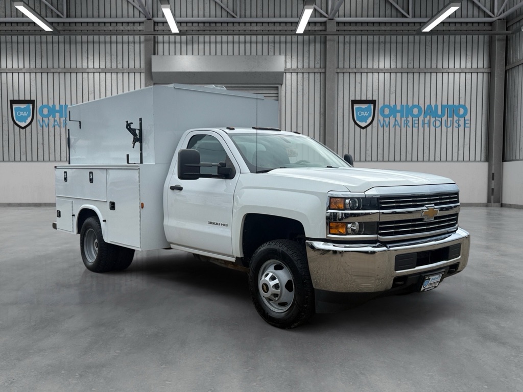 Photo 3 of this CHEVROLET SILVERADO 3500