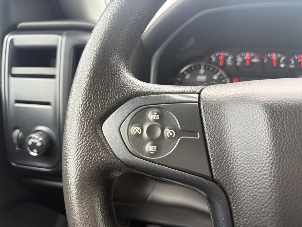 Photo 18 of this CHEVROLET SILVERADO 3500