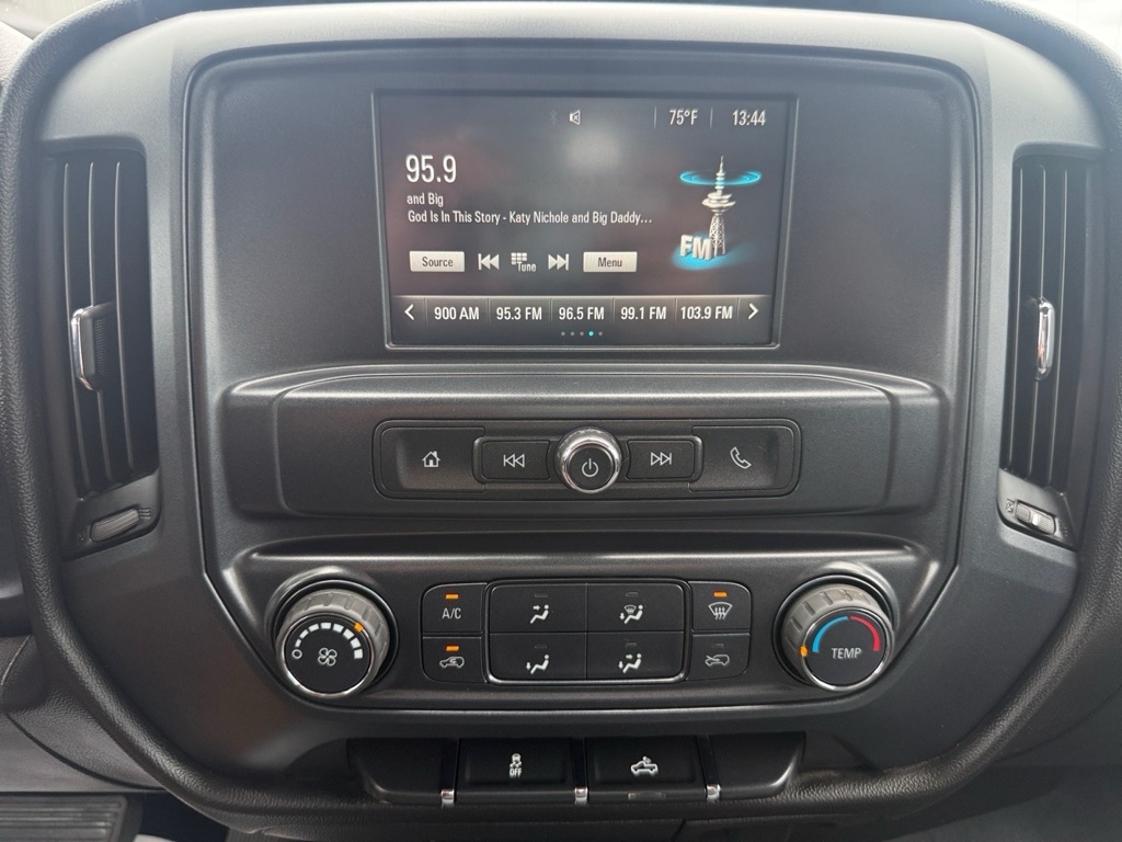 Photo 15 of this CHEVROLET SILVERADO 3500