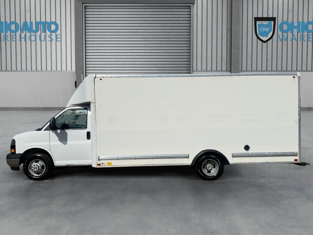 Photo 3 of this CHEVROLET EXPRESS G3500