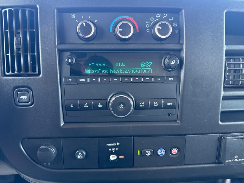 Photo 13 of this CHEVROLET EXPRESS G3500