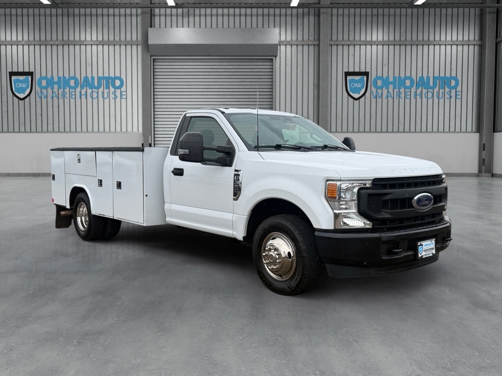 Photo 3 of this FORD F350
