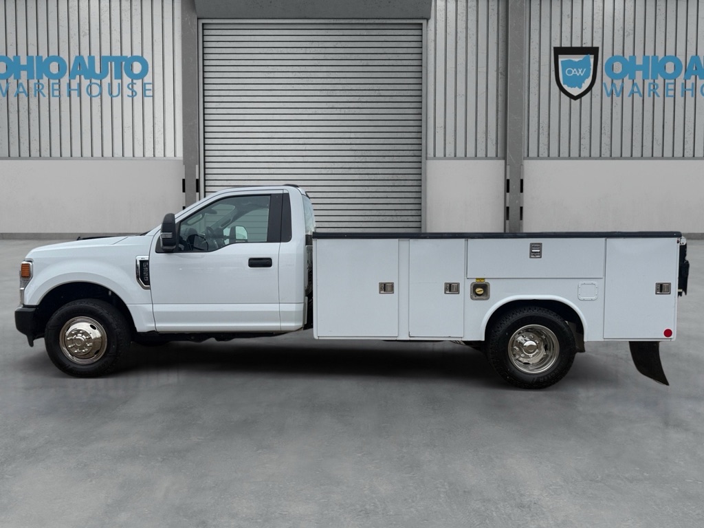 Photo 4 of this FORD F350