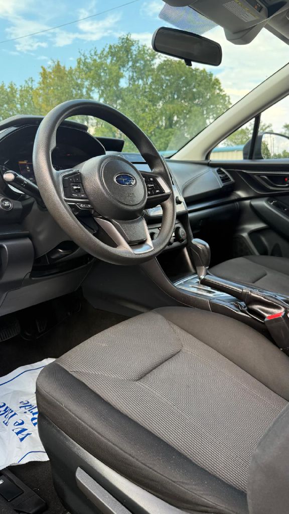 Photo 2 of this SUBARU IMPREZA