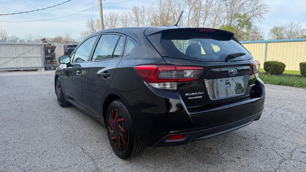 Photo 19 of this SUBARU IMPREZA