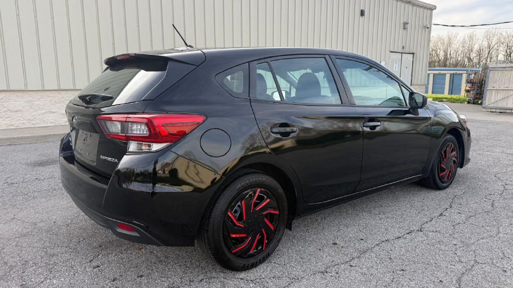 Photo 21 of this SUBARU IMPREZA