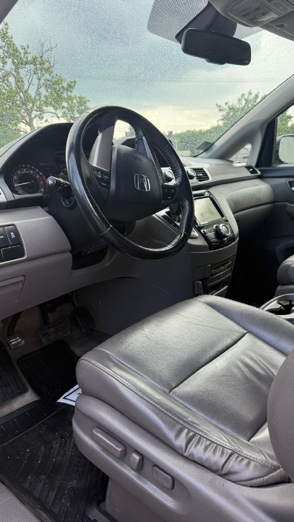 Photo 9 of this HONDA ODYSSEY