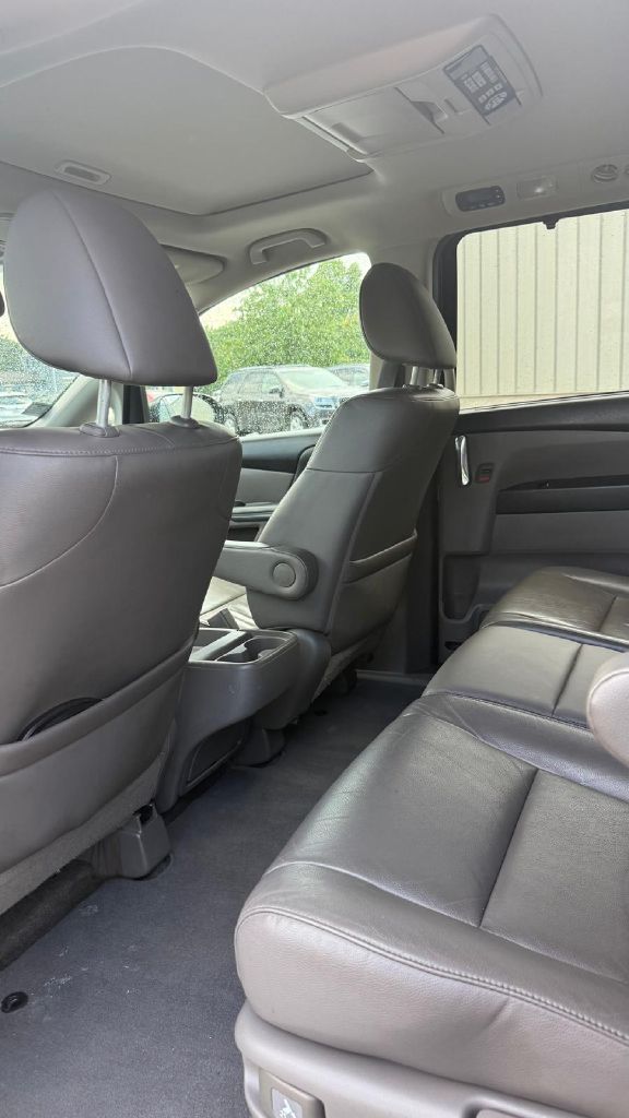 Photo 18 of this HONDA ODYSSEY
