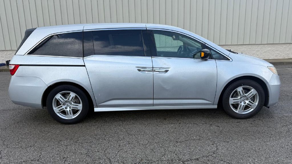 Photo 5 of this HONDA ODYSSEY