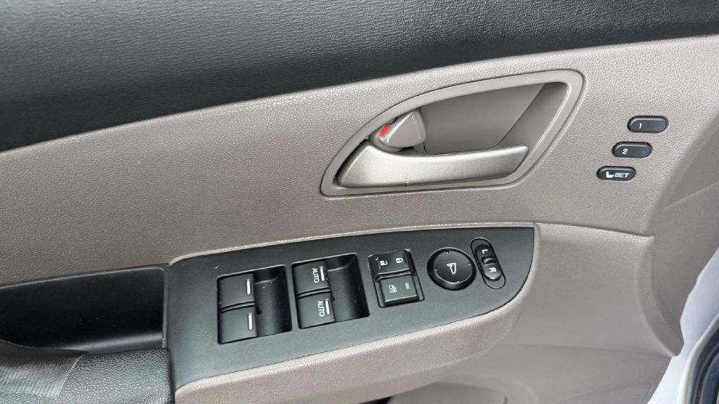 Photo 11 of this HONDA ODYSSEY