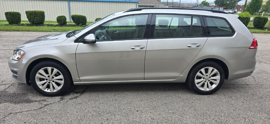 Photo 6 of this VOLKSWAGEN GOLF SPORTWAGEN