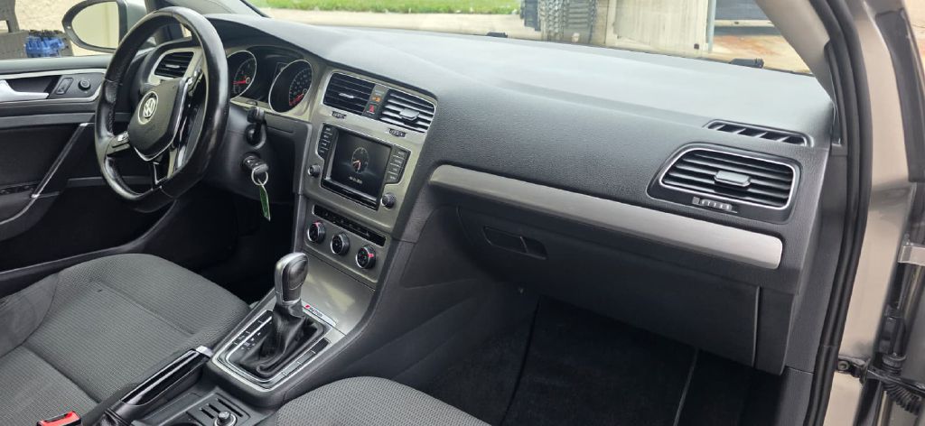 Photo 12 of this VOLKSWAGEN GOLF SPORTWAGEN