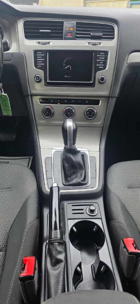 Photo 18 of this VOLKSWAGEN GOLF SPORTWAGEN