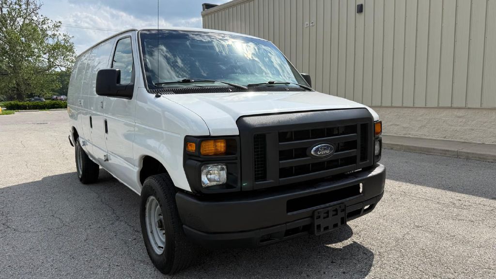 Photo 7 of this FORD ECONOLINE