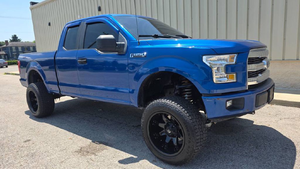 Photo 8 of this FORD F150 XL
