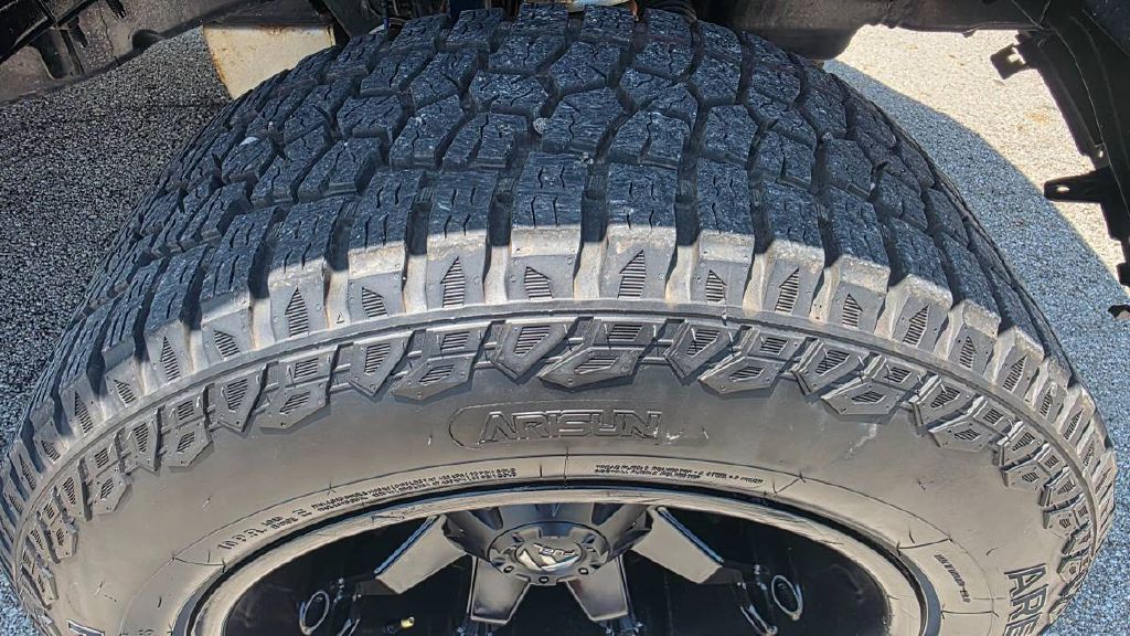 Photo 17 of this FORD F150 XL