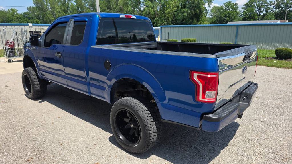 Photo 9 of this FORD F150 XL