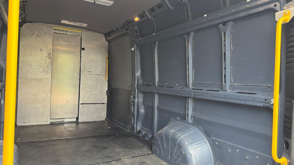 Photo 14 of this RAM PROMASTER 3500