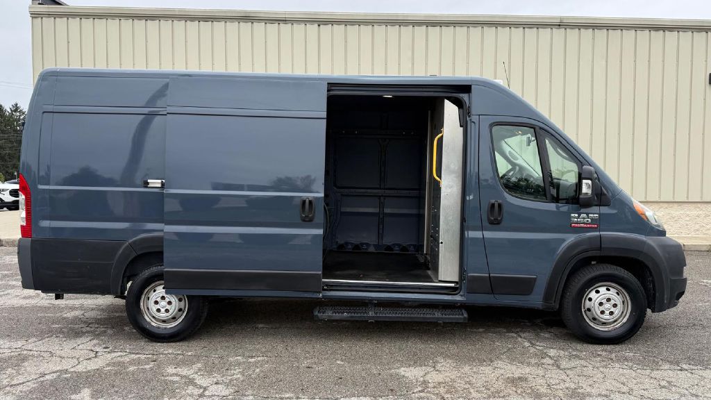 Photo 7 of this RAM PROMASTER 3500