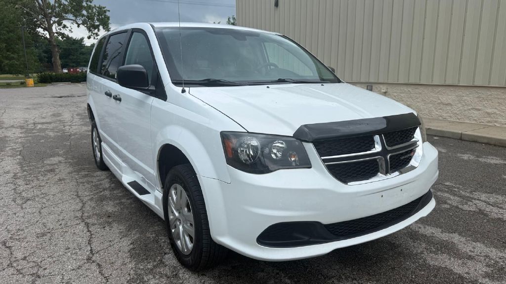 Photo 7 of this DODGE GRAND CARAVAN