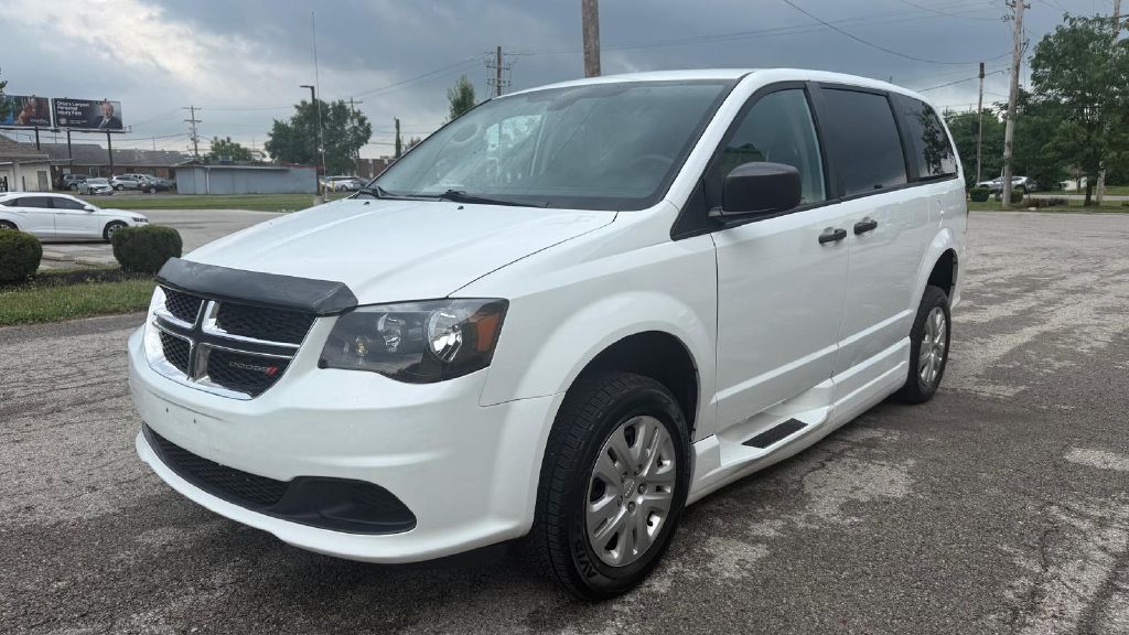 Photo 9 of this DODGE GRAND CARAVAN